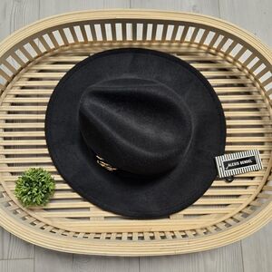 Alexis Bendel Fedora